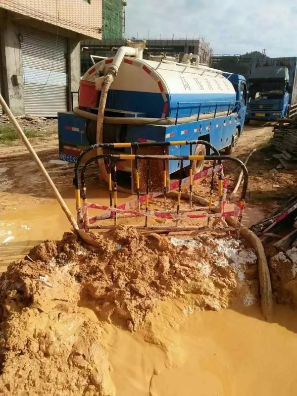 尼勒克工地淤泥清淤