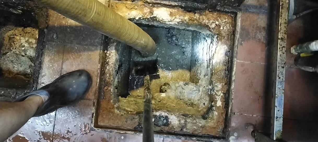 尼勒克化油池清理-污水池清掏