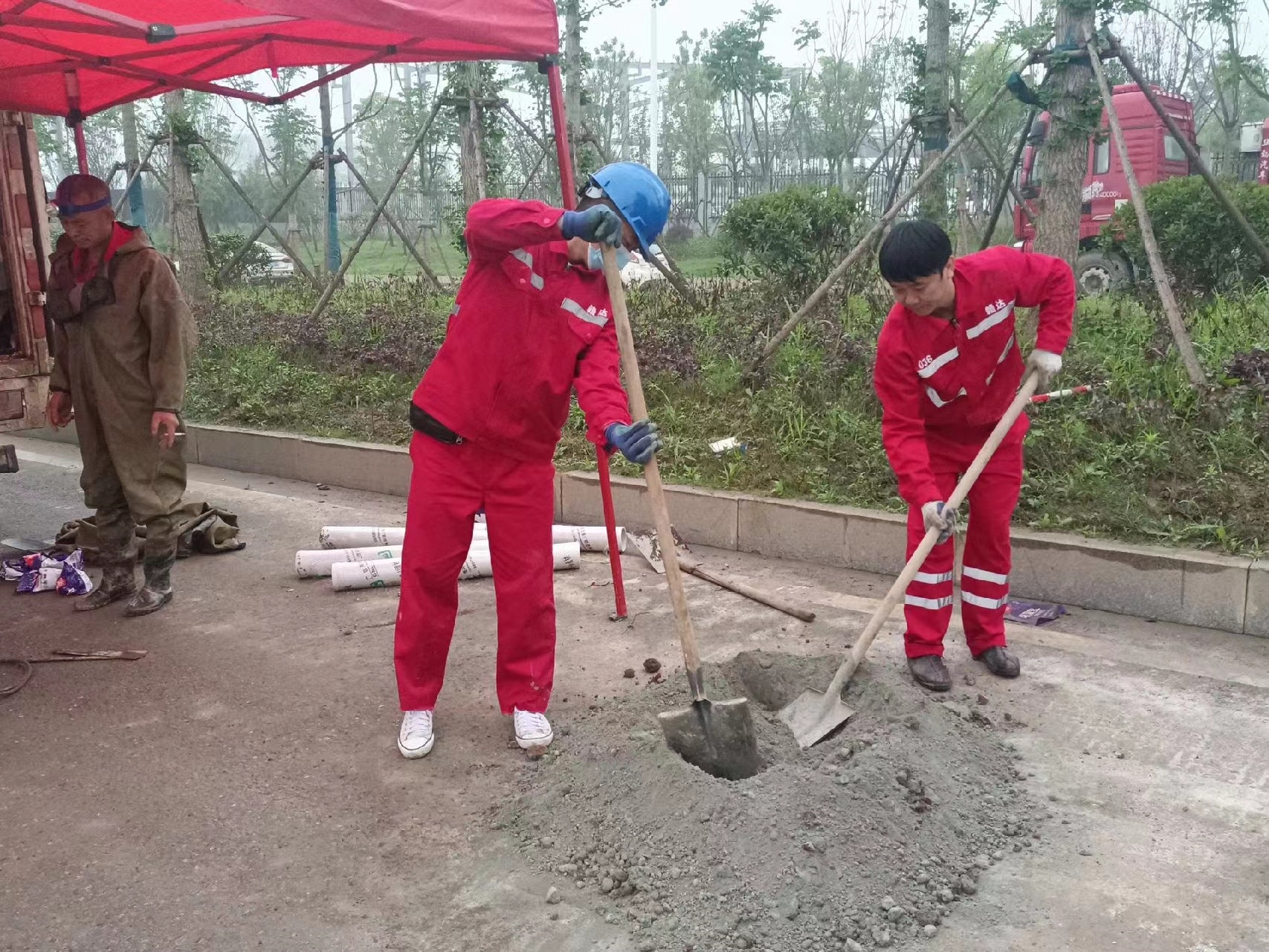 尼勒克管道疏通哪家好】及时进行市政管道清淤
